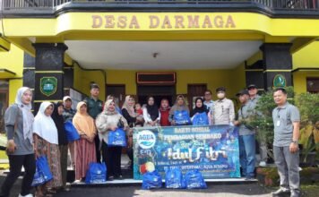 Aqua Subang Bagikan 1.000 Paket Sembako untuk Warga Tiga Desa