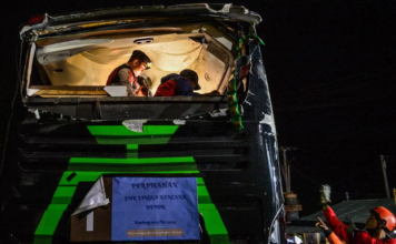 Fakta-Fakta Bus Maut Trans Putera Fajar yang Tewaskan 11 Orang, Ilegal Tak Terawat, dan Ubah Bodi Sembarangan Bus Maut Trans Putera Fajar Sumber (ANTARA FOTO/Raisan Al Farisi)