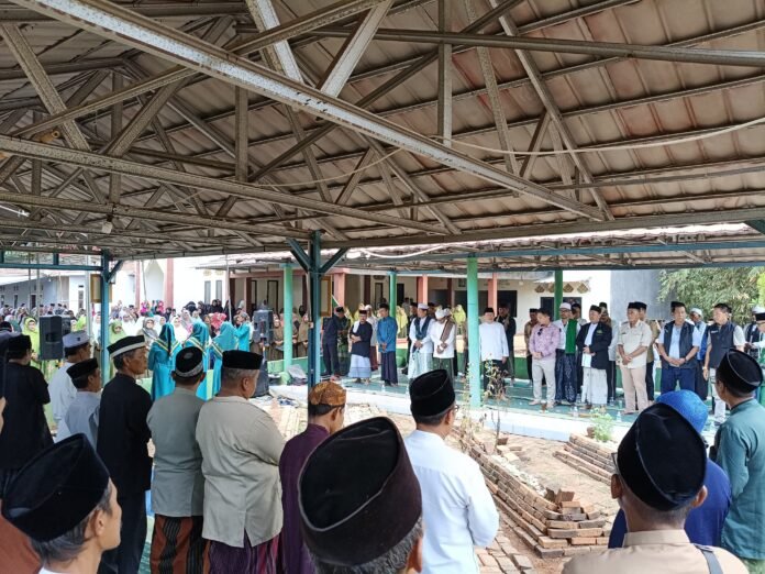 Kang Jimat Ziarah ke Makam Tokoh NU Subang dalam Peringatan Hari Santri Nasional