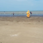 Destinasi Menarik untuk Berlibur Wisata Pesisir Karawang, Pantai Pasir Putih di Desa Sukajaya, Sumber Image Credit: Google Maps Wasis Yuliyanto