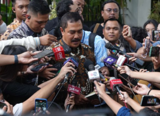 Dua Perwira Tinggi Polri Dipanggil Presiden Terpilih Prabowo Subianto Komjen Agus Adrianto di Jalan Kertanegara IV, Jakarta Selatan, Senin, (14/10/2024).(KOMPAS.com/FREDERIKUS TUTO KE SOROMAKING)