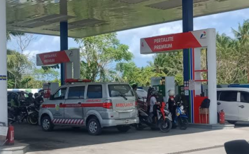 Viral di Media Sosial, Video Keranda Jenazah Diletakkan di SPBU Saat Ambulans Isi BBM Viral di Media Sosial, Video Keranda Jenazah Diletakkan di SPBU Saat Ambulans Isi BBM