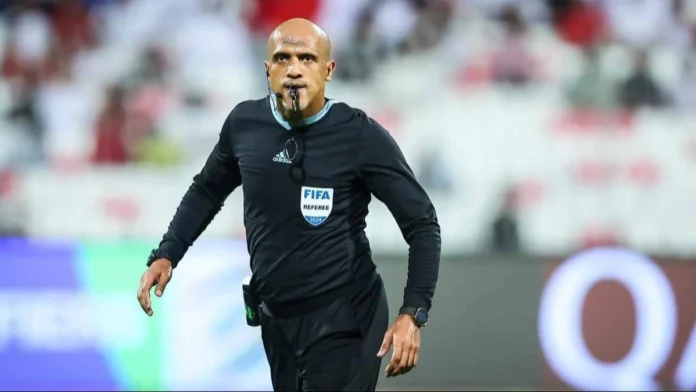 Wasit Ahmed Al Kaf yang memimpin pertandingan Bahrain kontra Timnas Indonesia di Kualifikasi Piala Dunia 2026 Sumber : AFC