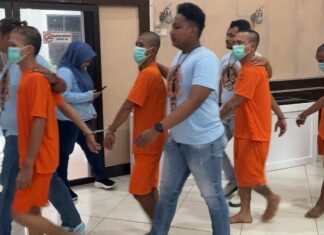 Satnarkoba Polres Subang Gerebek 5 Lokasi Peredaran Obat Ilegal di Pantura Satnarkoba Polres Subang Gerebek 5 Lokasi Peredaran Obat Ilegal di Pantura