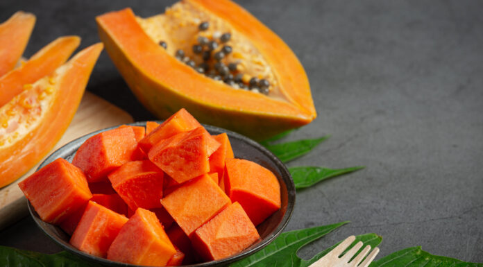 BUAH PEPAYA YANG MEMILIKI MANFAAT BAIK UNTUK TUBUH